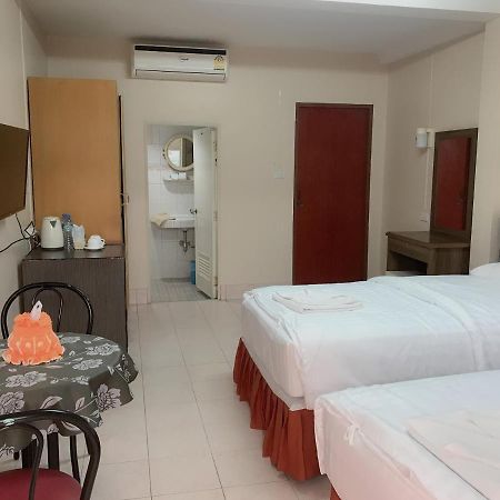 Baan Boa Guest House Patong Esterno foto